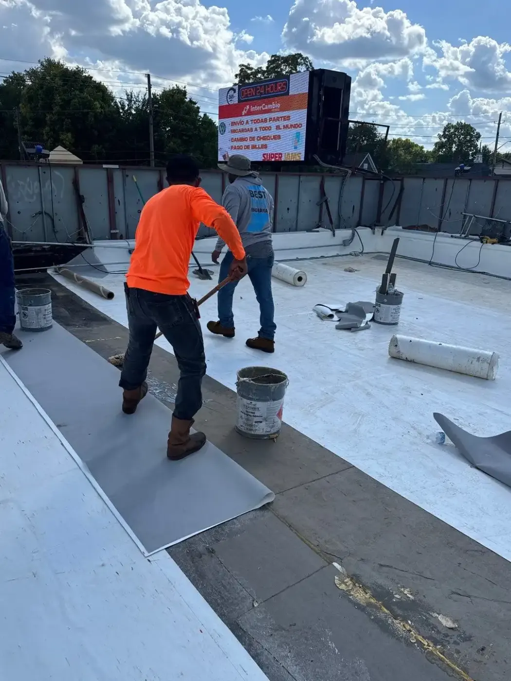Tarping and dry-in on a Union City commercial roof