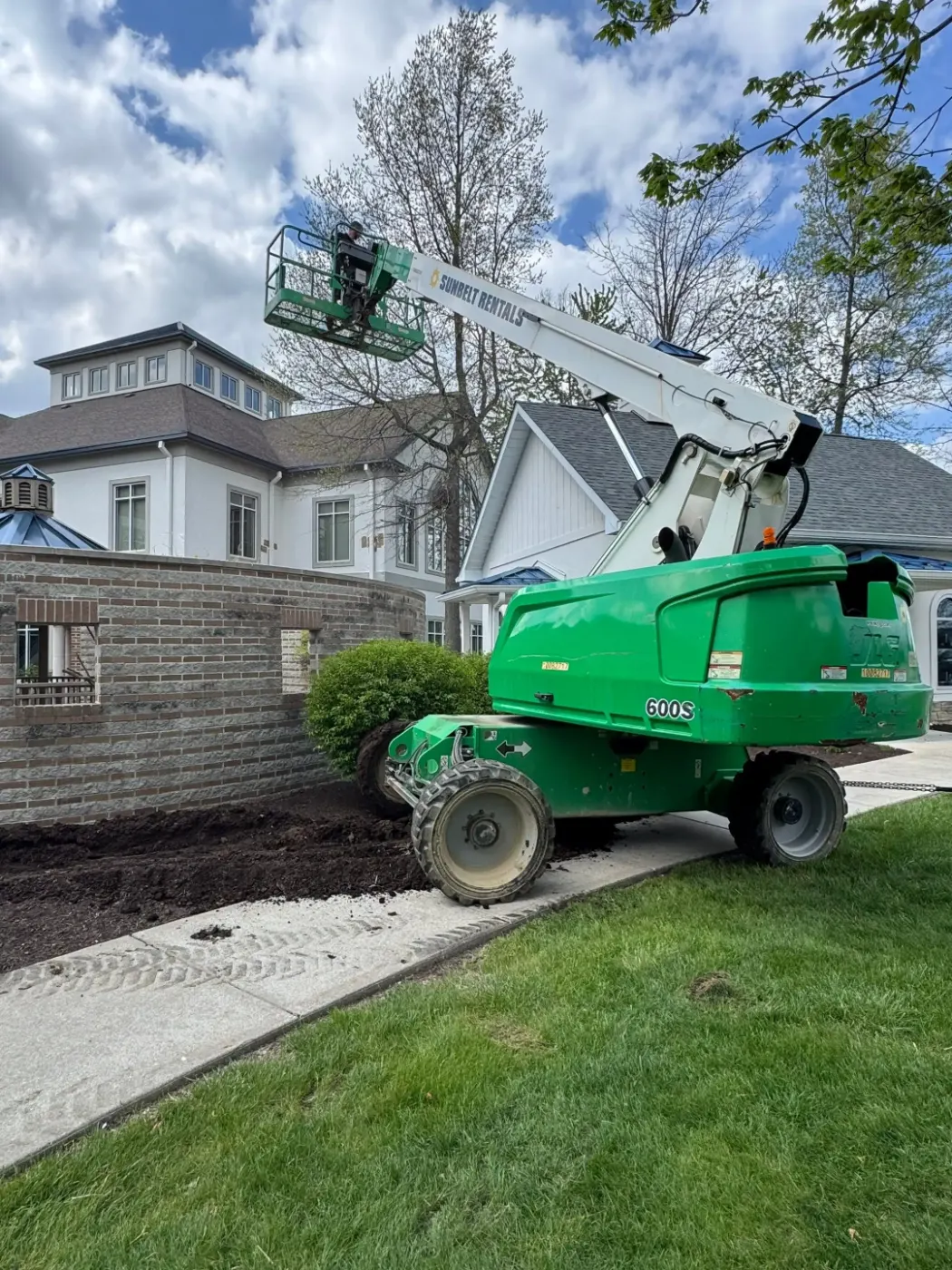 Commercial roofing by Union City Commercial Roofing near Elwood, IN